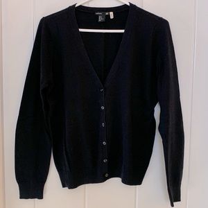 H&M v-neck cardigan